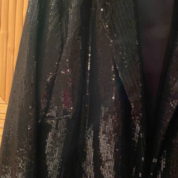 Cropped Jacket - Picture 2 of 3